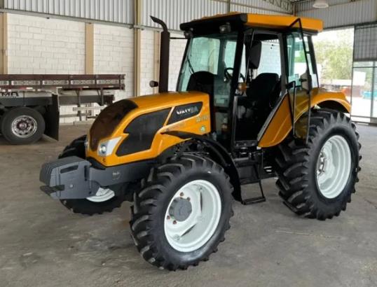 Trator Valtra A 750 2015