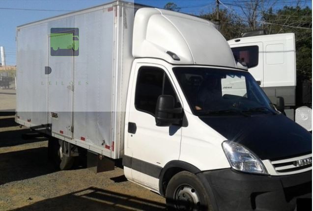 IVECO DAILY CHASSI 35S14 - 2010