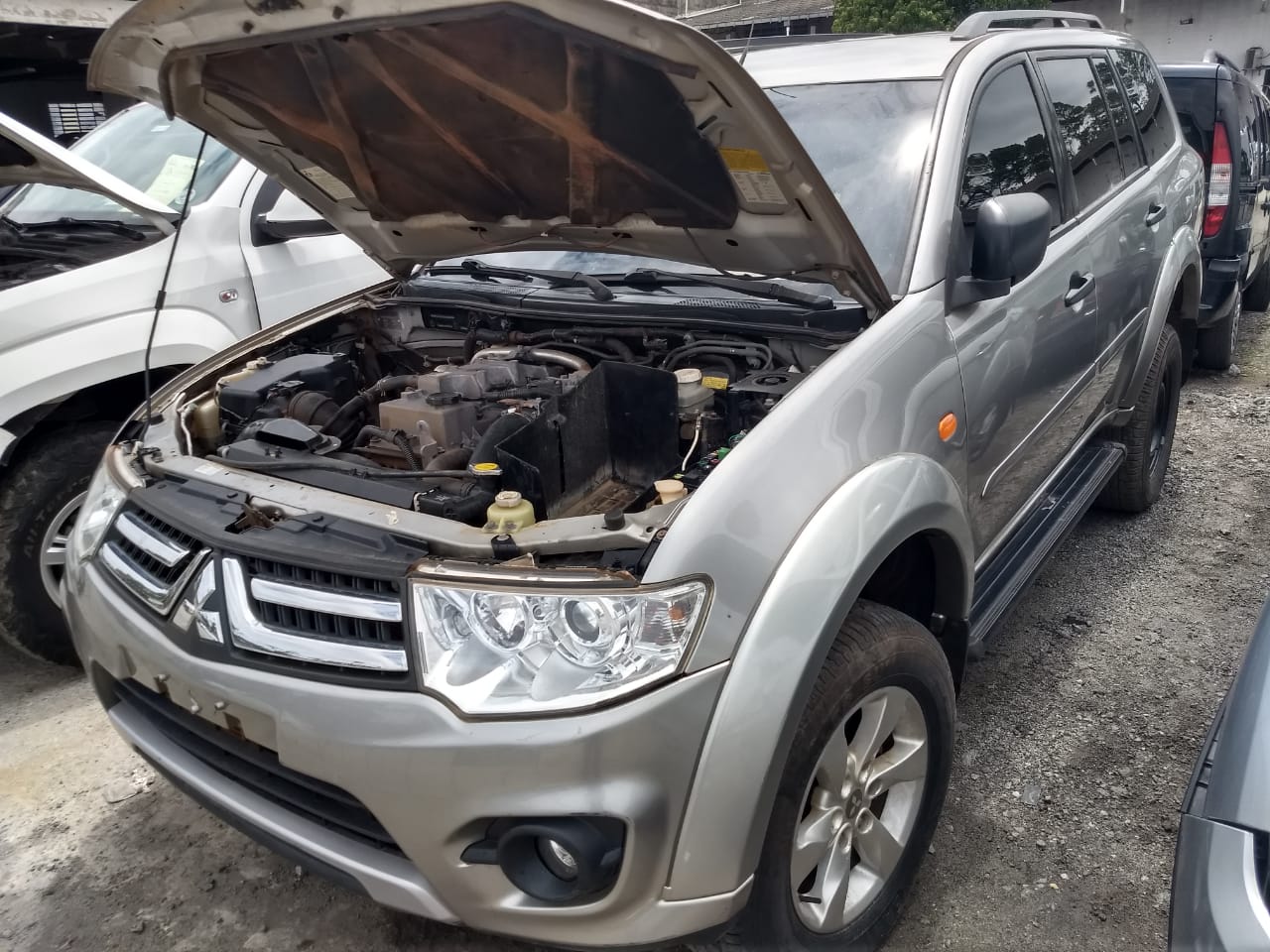 MITSUBISHI PAJERO DAKAR 2015