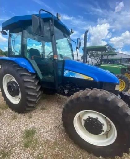 TRATOR New Holland TL 85 2011