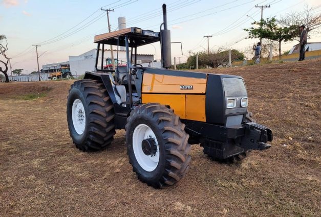 TRATOR VALTRA 1780 4X4 2005