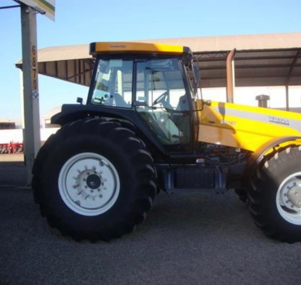 TRATOR VALTRA BH 165 4X4 2015