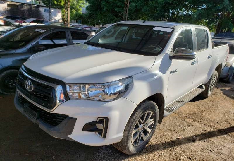 TOYOTA HILUX CD SRV 2.8 D-4D TURBO - 2020/2020