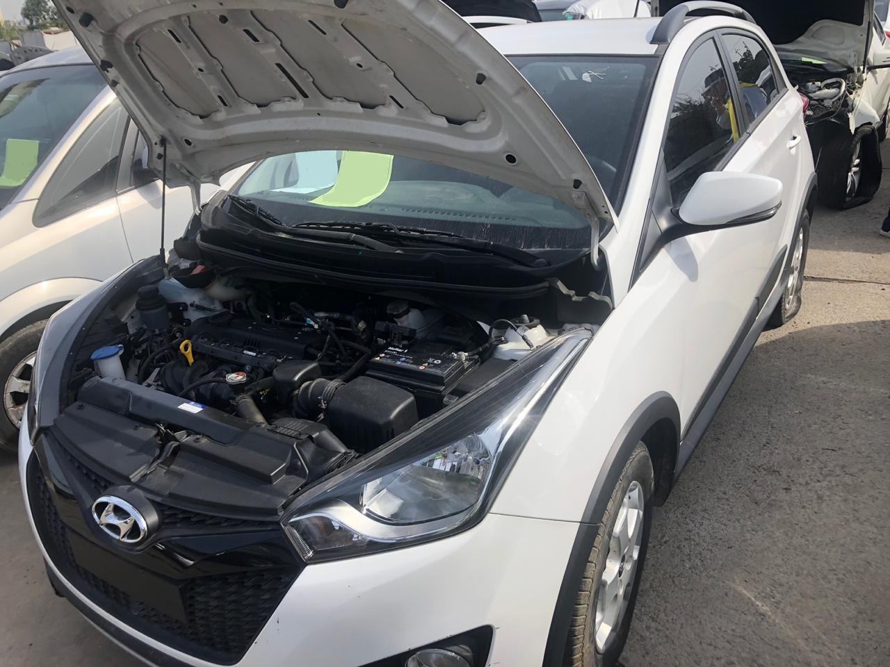 Hyundai HB20X Style 1.6 - 2015