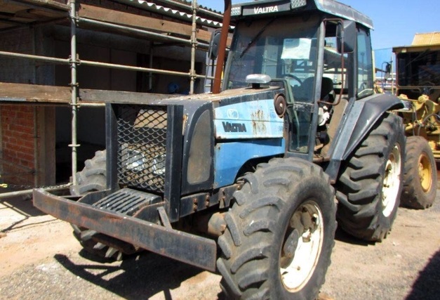 VALTRA BM100 S 2002