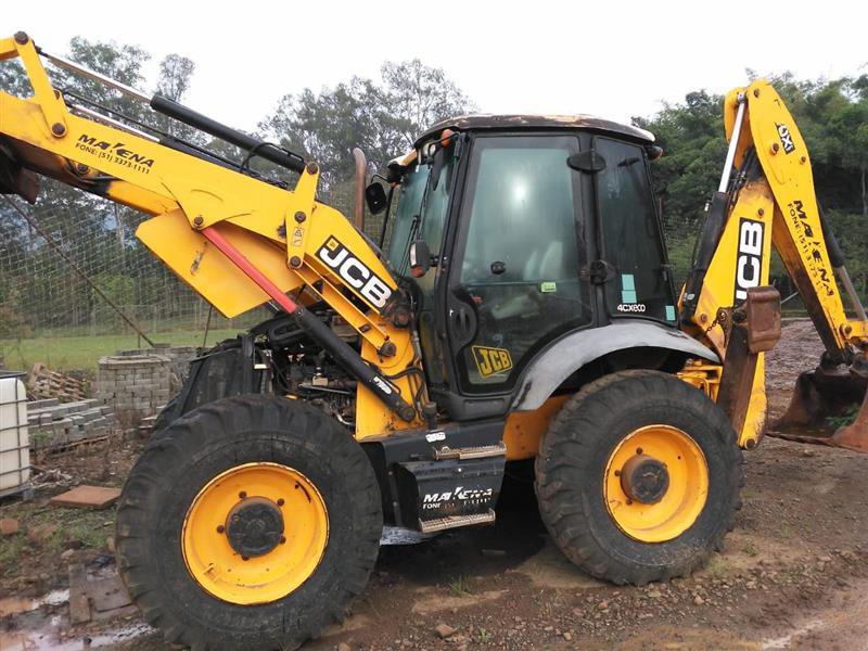 JCB 214E 2012 